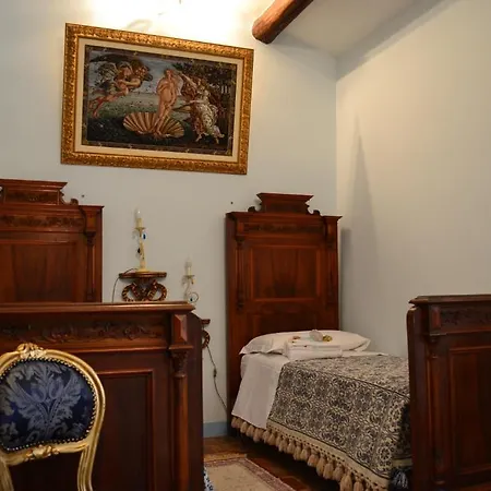 Palazzo La Loggia * Barisciano